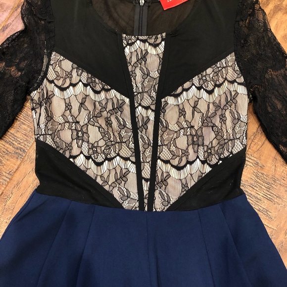 Long sleeve romper - Picture 2 of 6